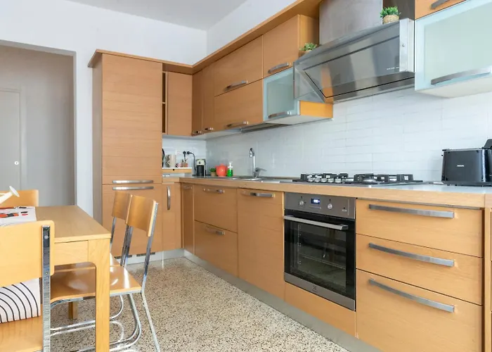 Family Apartment *